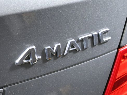 Used 2013 Mercedes-Benz C 300 4MATIC Sedan image 39