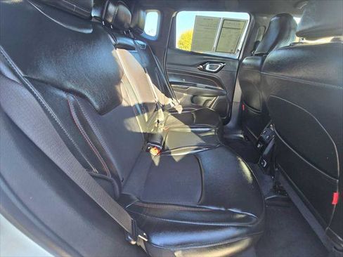 Used 2023 Jeep Compass Trailhawk image 14