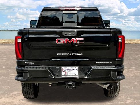 Used 2024 GMC Sierra 2500 Denali w/ Denali Reserve Package AWD/4WD image 7