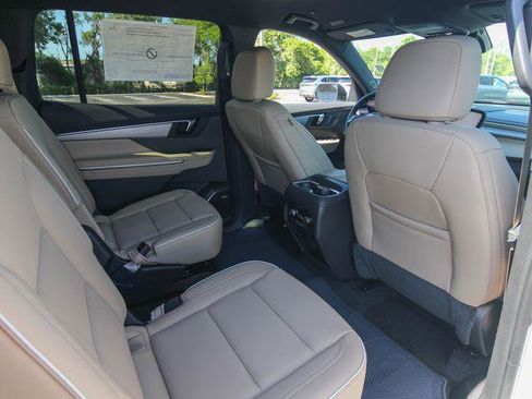 New 2026 Buick Enclave Preferred w/ Power Package FWD image 24