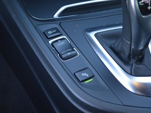 Used 2017 BMW 330i Sedan image 23