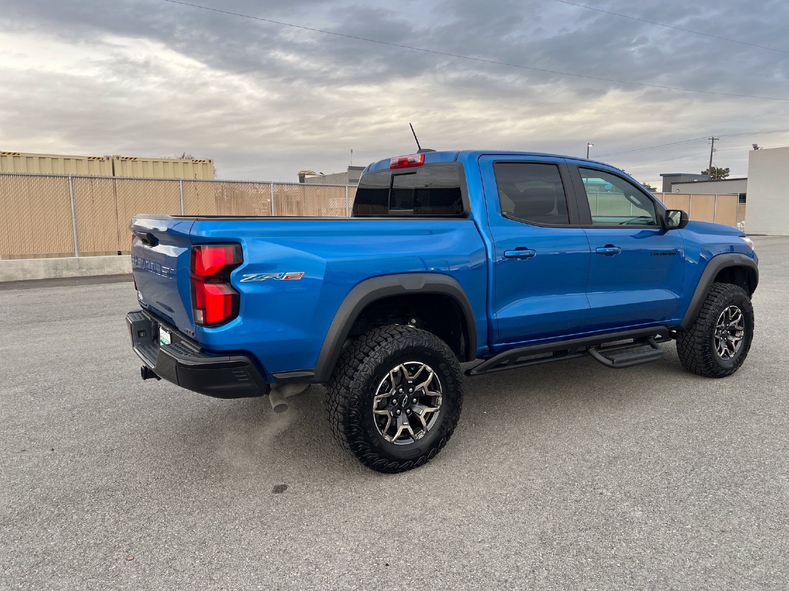 Used 2024 Chevrolet Colorado ZR2 AWD/4WD image 3