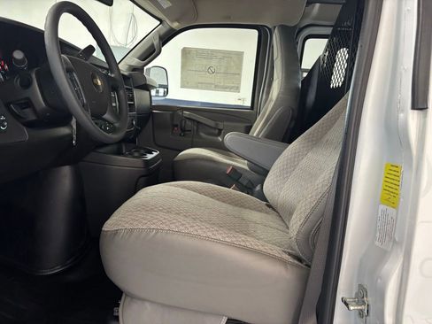 New 2025 Chevrolet Express 2500 w/ Driver Convenience Package RWD image 27
