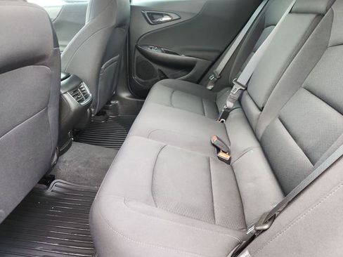 Used 2023 Chevrolet Malibu LT FWD image 23