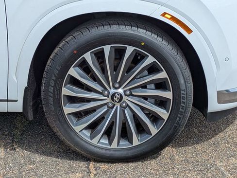 Used 2023 Hyundai Palisade Calligraphy FWD image 9