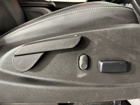 Used 2022 Chevrolet Colorado ZR2 image 35