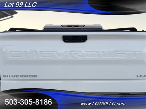 Used 2019 Chevrolet Silverado 1500 LTZ w/ LTZ Premium Package AWD/4WD image 66