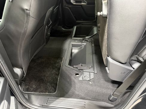 Used 2024 Ford Ranger Lariat w/ FX4 Off-Road Package image 40