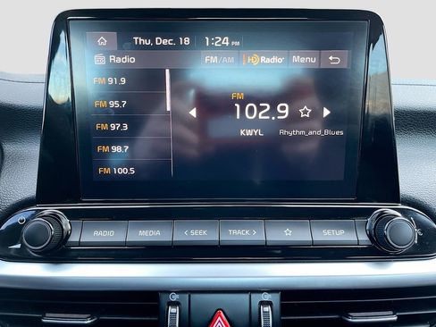 Used 2024 Kia Forte LXS image 14