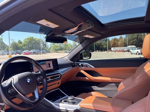 Used 2024 BMW 430i Coupe w/ Convenience Package RWD image 19