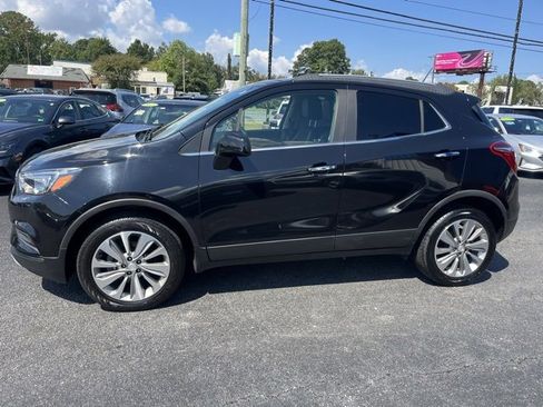 Used 2020 Buick Encore Preferred w/ Safety Package image 8