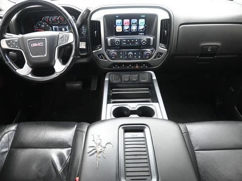 Used 2018 GMC Sierra 1500 SLT w/ Enhanced Driver Alert Package RWD image 19