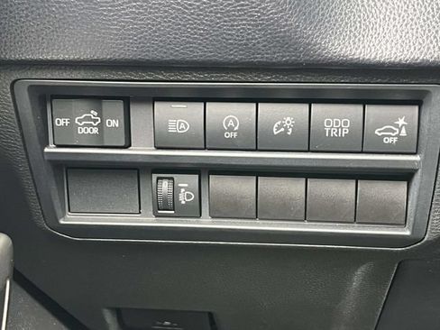 Used 2022 Toyota Tundra SR5 w/ Convenience Package RWD image 30