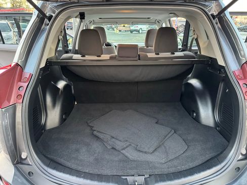 Used 2013 Toyota RAV4 XLE image 14