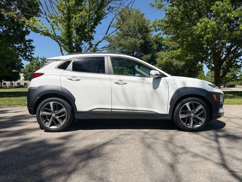 Used 2021 Hyundai Kona Limited AWD/4WD image 3