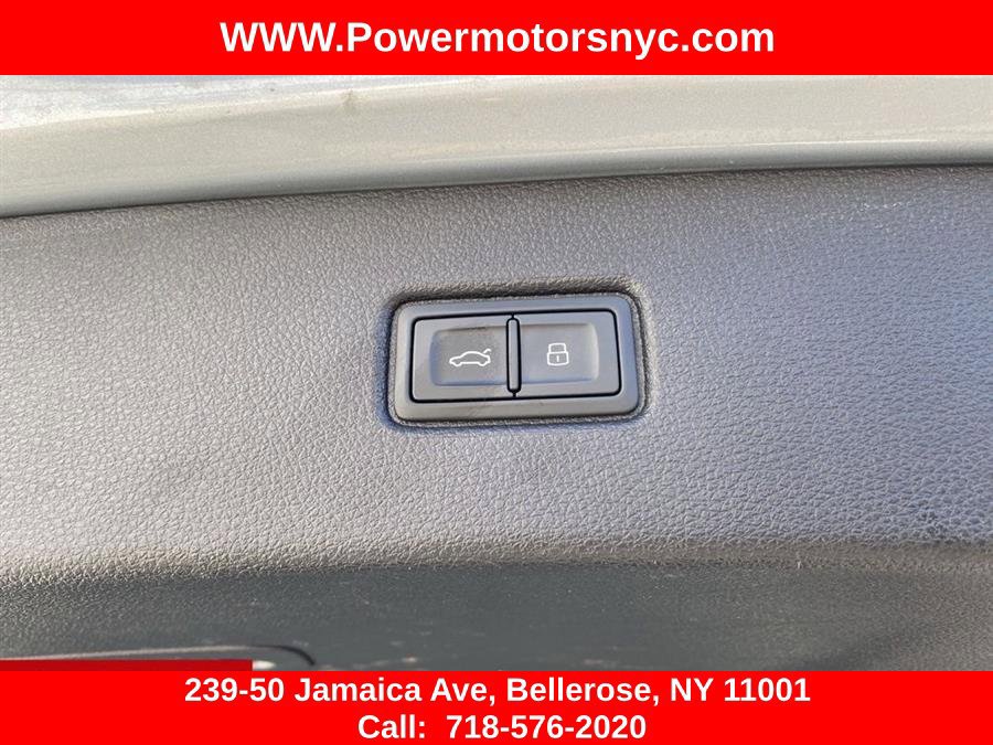 Used 2023 Audi Q7 3.0T Premium Plus AWD/4WD image 25