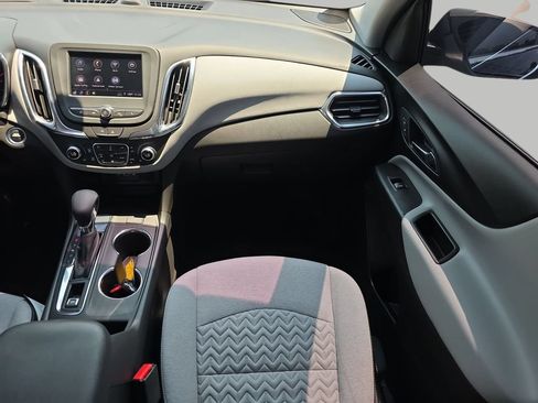 Used 2024 Chevrolet Equinox LT w/ LPO, Floor Liner Package FWD image 13