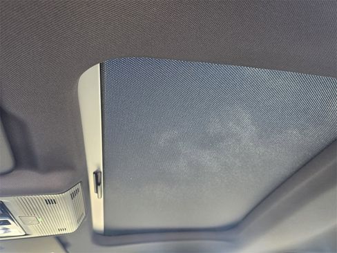 New 2025 Volkswagen GTI SE image 18