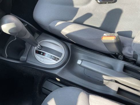 Used 2013 Honda Fit image 19