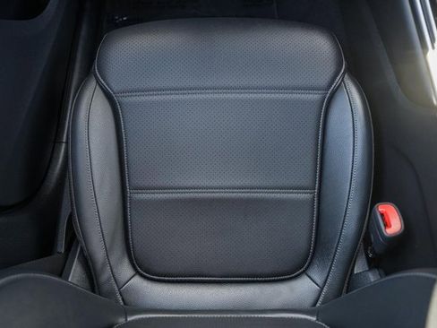 Certified 2024 Mercedes-Benz GLC 300 4MATIC image 30