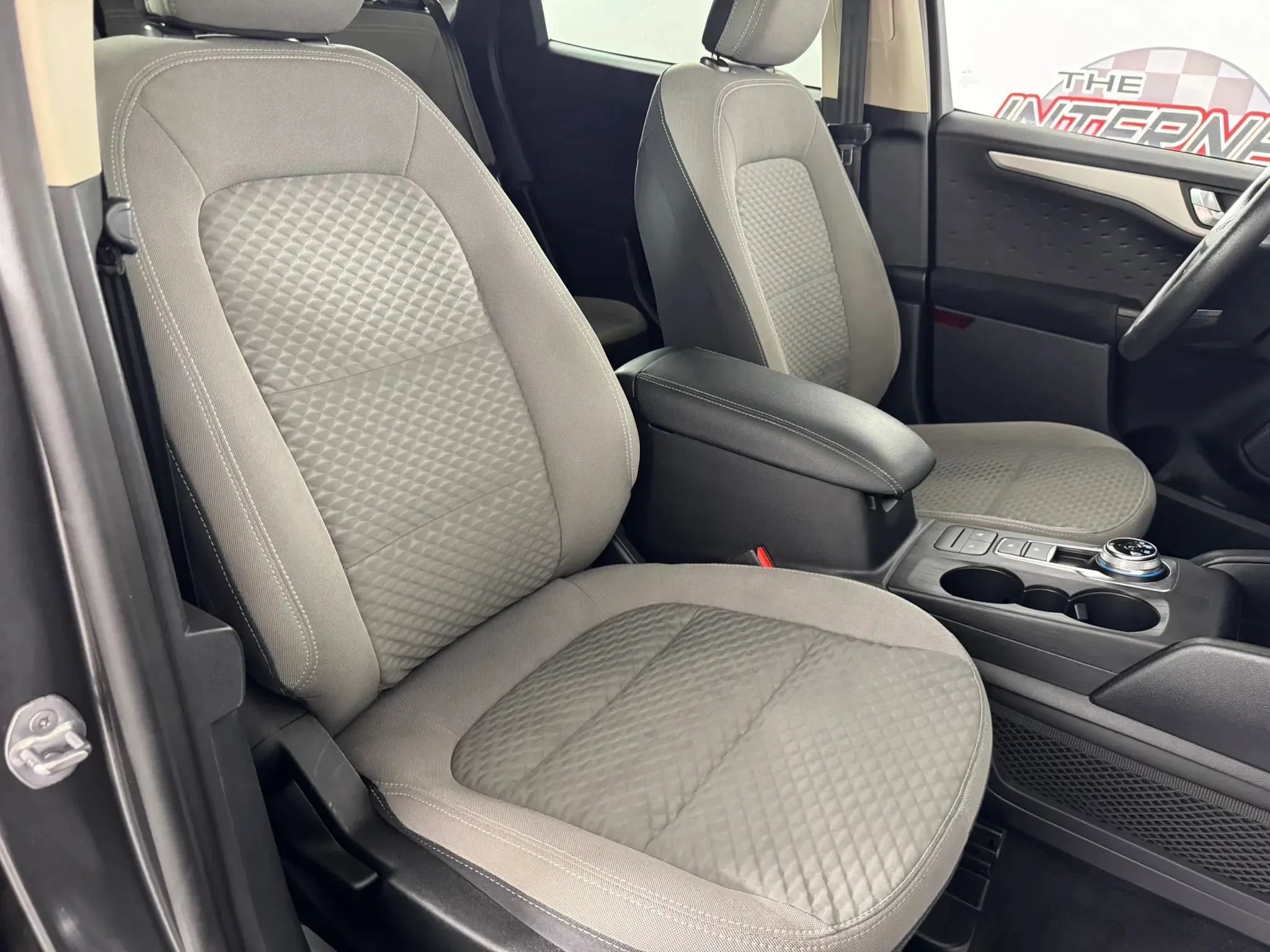 Used 2020 Ford Escape SE AWD/4WD image 34
