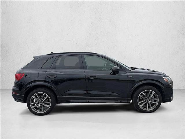 Used 2022 Audi Q3 2.0T Premium Plus AWD/4WD image 4