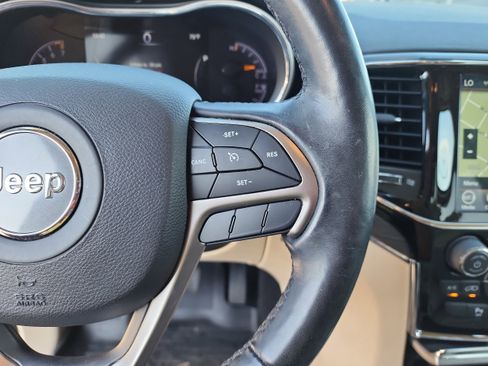 Used 2020 Jeep Grand Cherokee Limited w/ Trailer Tow Group IV image 26