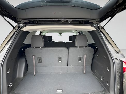 Certified 2019 Chevrolet Traverse LS FWD image 10