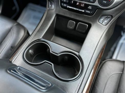 Used 2019 Chevrolet Tahoe LT image 15