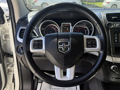 Used 2016 Dodge Journey SXT w/ Premium Group FWD image 9