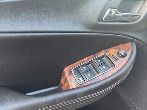 Used 2014 Chevrolet Impala LT w/ Convenience Package FWD image 14