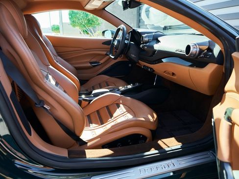 Used 2022 Ferrari F8 Tributo image 27