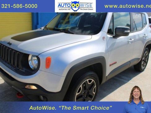 Used 2016 Jeep Renegade Trailhawk w/ Premium Trailhawk Package AWD/4WD image 1