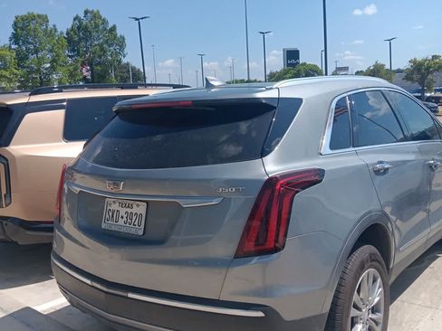 Used 2023 Cadillac XT5 Premium Luxury FWD image 4