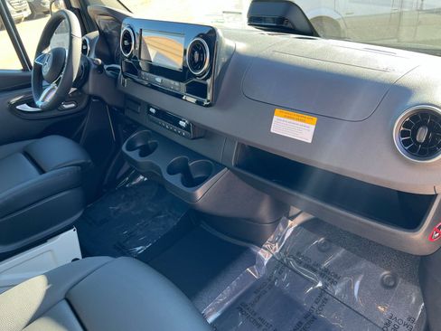 New 2026 Mercedes-Benz Sprinter 2500 image 22