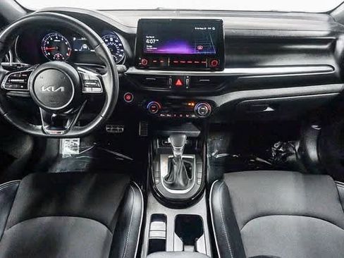 Used 2024 Kia Forte GT-Line image 12