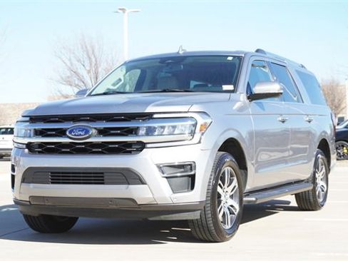 Used 2024 Ford Expedition Max Limited image 3