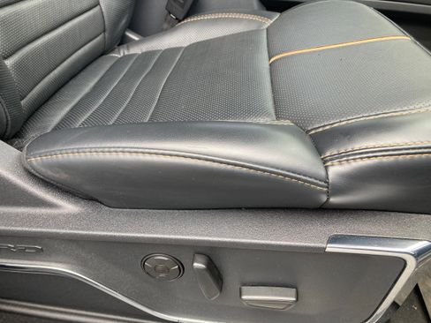 Certified 2024 Ford F350 Platinum w/ FX4 Off-Road Package image 18