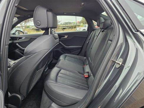 Used 2024 Audi A4 2.0T Premium Plus image 16