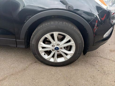 Used 2018 Ford Escape SEL w/ Ford Safe & Smart Package AWD/4WD image 4