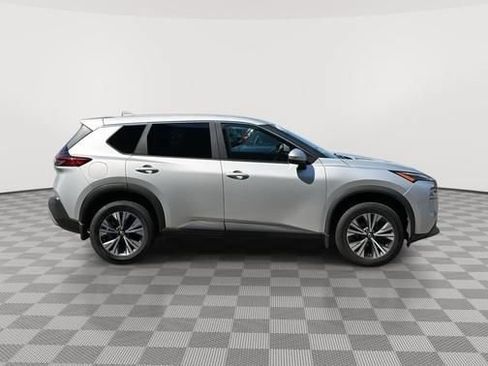 Used 2023 Nissan Rogue SV AWD/4WD image 2
