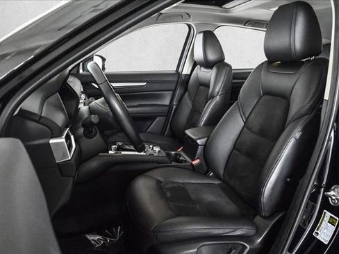 Used 2019 MAZDA CX-5 Touring image 17