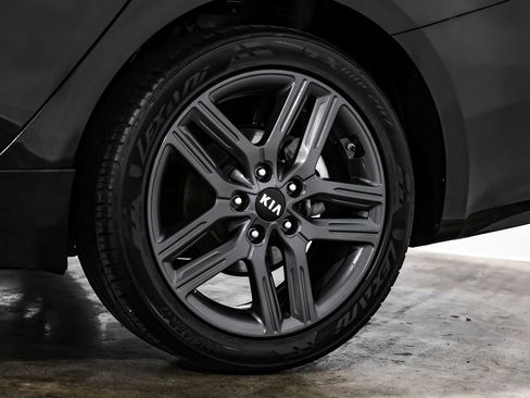 Used 2021 Kia Forte GT-Line image 55