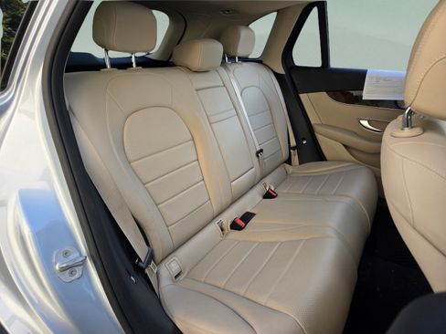 Used 2016 Mercedes-Benz GLC 300 4MATIC image 23