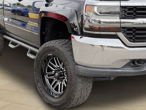 Used 2018 Chevrolet Silverado 1500 LT image 43