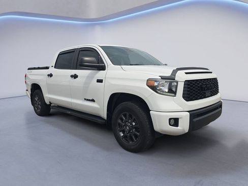 Used 2021 Toyota Tundra SR5 w/ Trail Edition AWD/4WD image 9