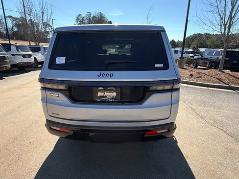 New 2026 Jeep Grand Wagoneer L Limited image 9