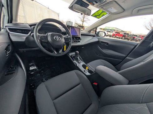 Used 2024 Toyota Corolla LE image 5
