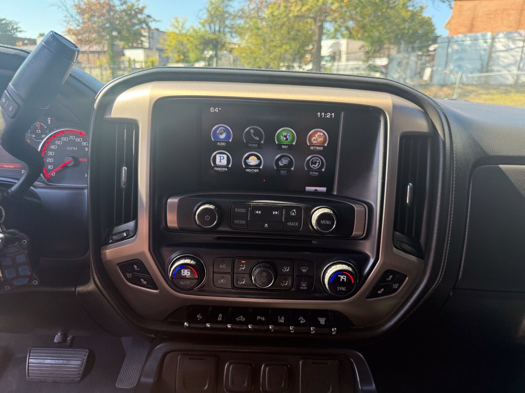 Used 2015 GMC Sierra 2500 Denali w/ Duramax Plus Package AWD/4WD image 34
