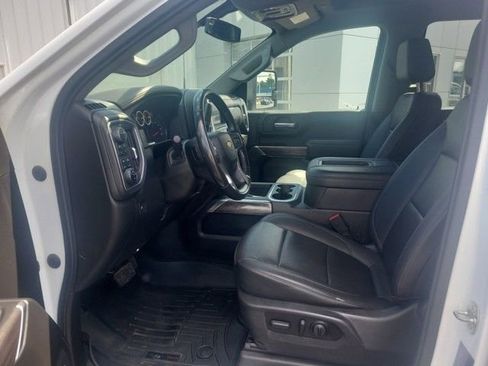 Used 2022 Chevrolet Silverado 2500 LTZ w/ LTZ Convenience Package image 11